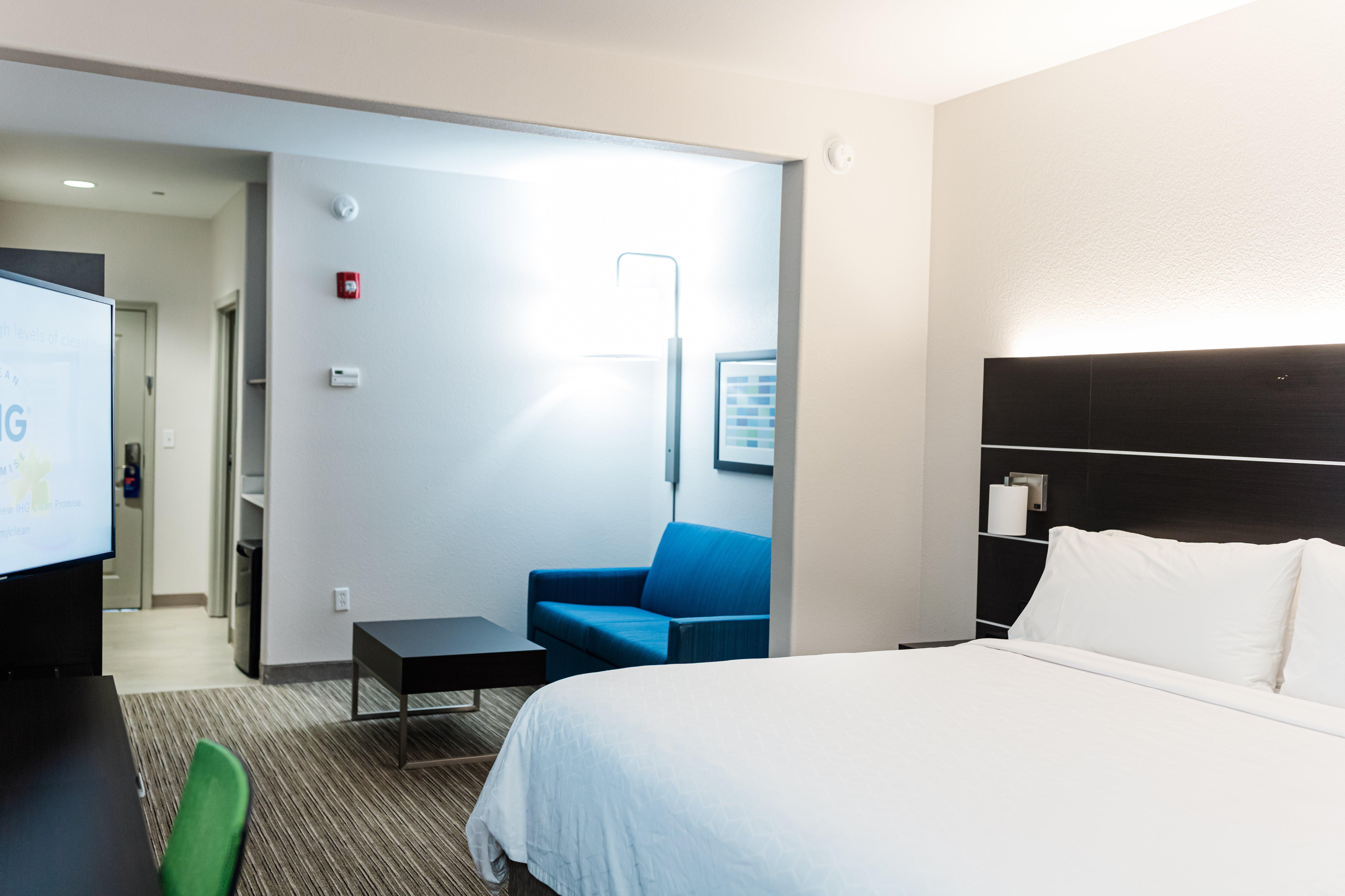 Holiday Inn Express Hotel & Suites Greenville By Ihg Dış mekan fotoğraf