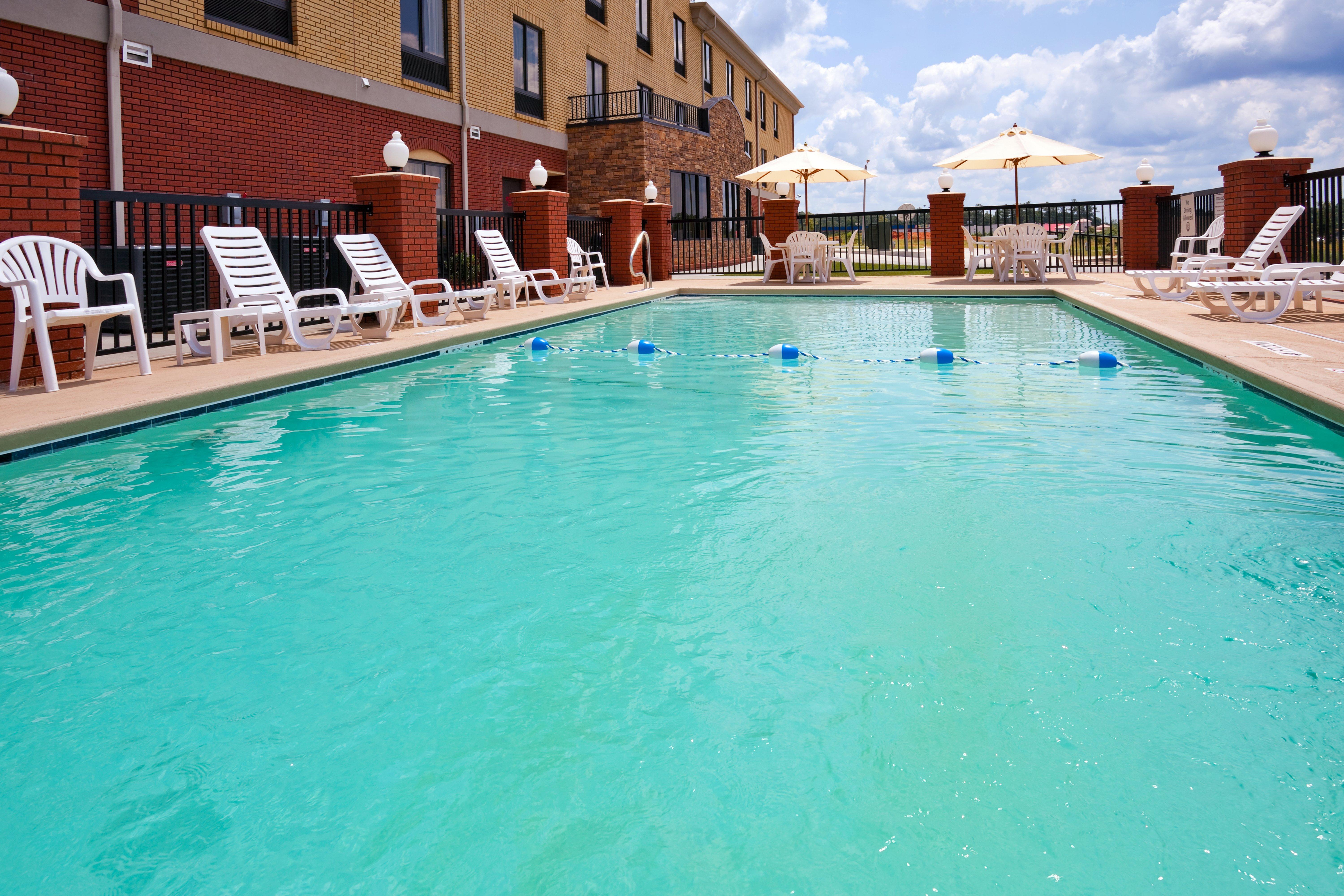 Holiday Inn Express Hotel & Suites Greenville By Ihg Dış mekan fotoğraf