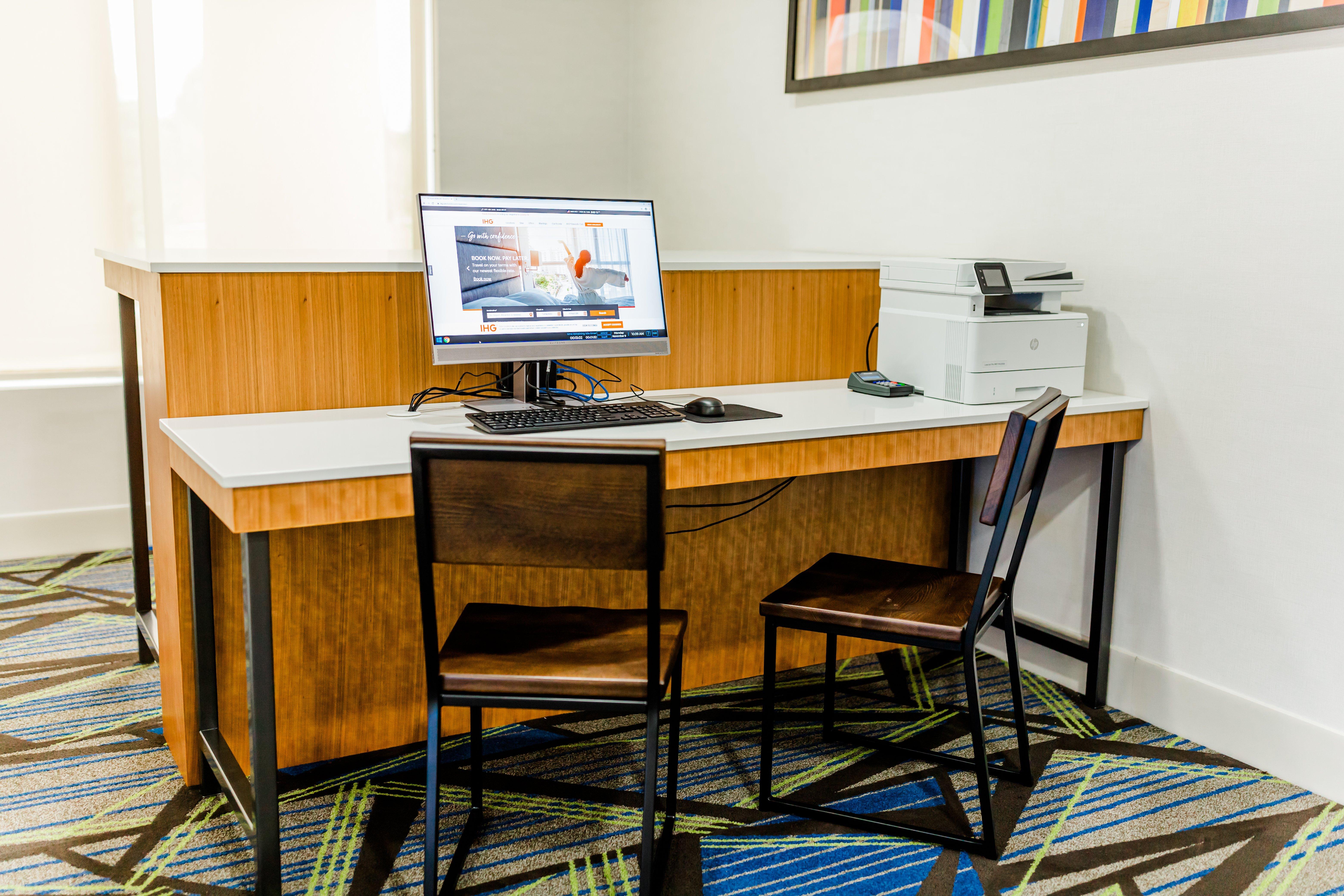 Holiday Inn Express Hotel & Suites Greenville By Ihg Dış mekan fotoğraf